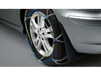 Chaîne à neige Mercedes EQC N293 235/65 R17 RUD-matic​