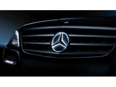 Etoile Mercedes éclairée, Elément de décoration Classe C W204