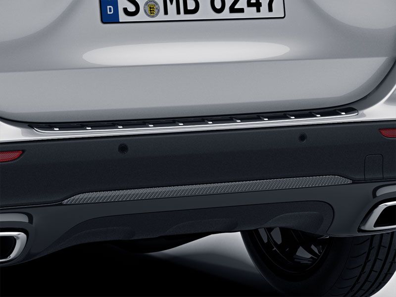 Baguette décorative du hayon arrière - Finition Carbone - GLA SUV 247 Baguette décorative du hayon arrière - Finition Carbone - GLA SUV 247