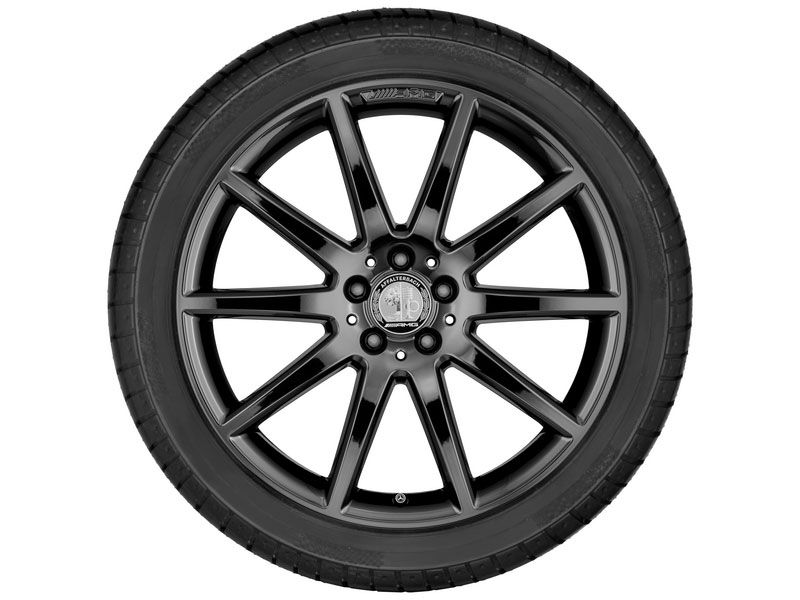 Jante AMG GLA 156 - 8 J x 20 pouces ET 43,5 Coloris noir titane