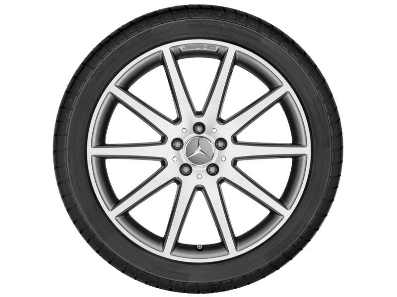 Jante AMG GLA 156 - 8 J x 20 pouces ET 43,5 Coloris Gris Titane