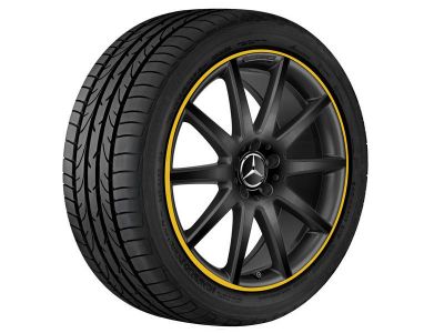 Jante AMG GLA 156 - 8 J x 20 pouces ET 43,5 Coloris noir Rebord de jante peint en jaune