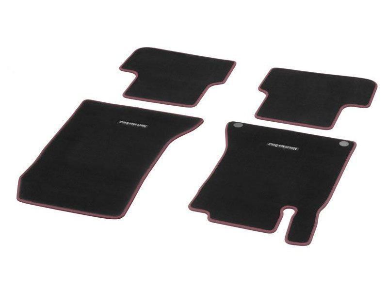 Jeu 4 Tapis velours Classe B 246 - Noir & Rouge - Mercedes-Benz