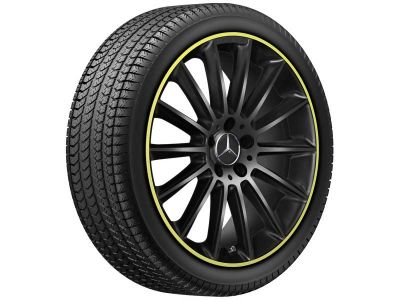 Jante AMG CLA W118 7,5 J x 19 ET 49 Coloris Noir - Rebord de jante jaune- Multi branches 