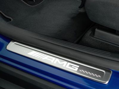 Cache Baguette Seuil éclairée Avant Argent AMG CLA W178