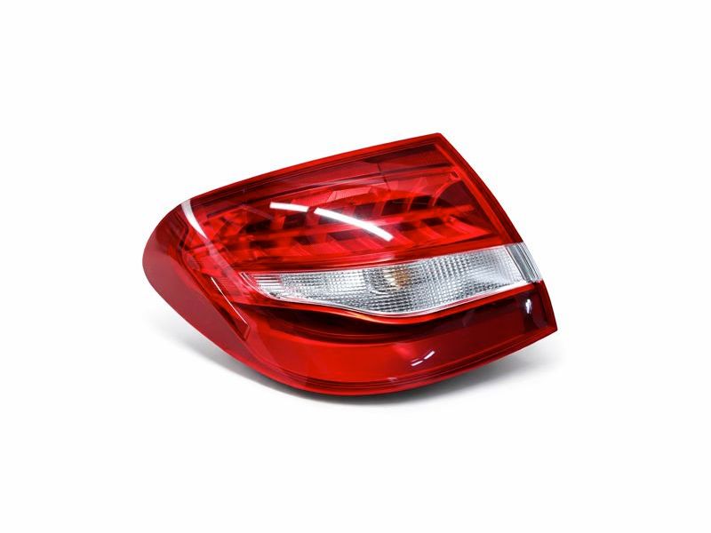 Feu Arrière Aile Droit coté Passager Classe C W205