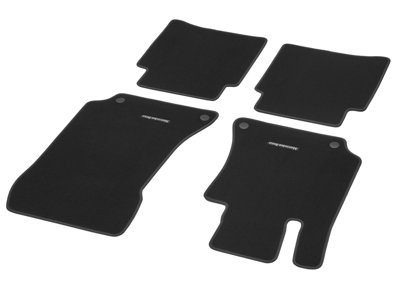 Jeu de 4 Tapis en velours NOIR CLASSIC - Classe E W212