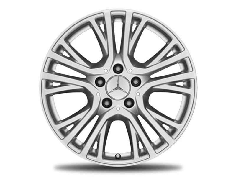 Jante Classe A berline W176 - 7,5 J x 17 pouces ET 52,5 alliage à 5 branches en Y - argent titane - 43,2 cm