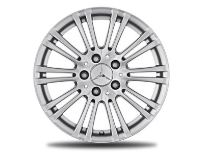 Jante Classe E 212 - 8 J x 17 pouces ET 48 - Argent titane