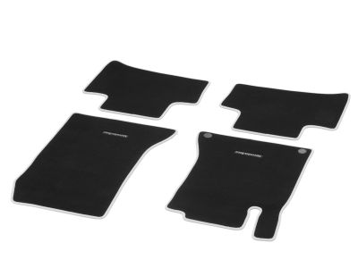 Jeu 4 Tapis Velours Noir et Gris Classe A W176