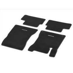 Jeu 4 Tapis en velours CLASSIC - GLA SUV W247 - Surpiqûre Marron Noix 