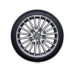 Jante AMG GLA 156 - 8 J x 20 pouces ET 43,5 Multibranches Gris titane