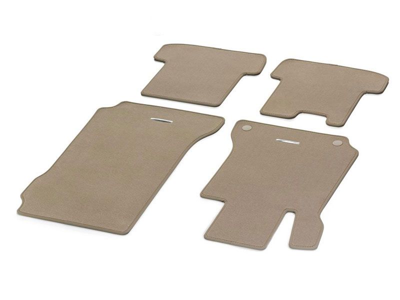 Jeu de 4 Tapis Velours Beige Classe C W204