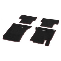 Jeu 4 Tapis Velours Noir & Rouge Classe A W176