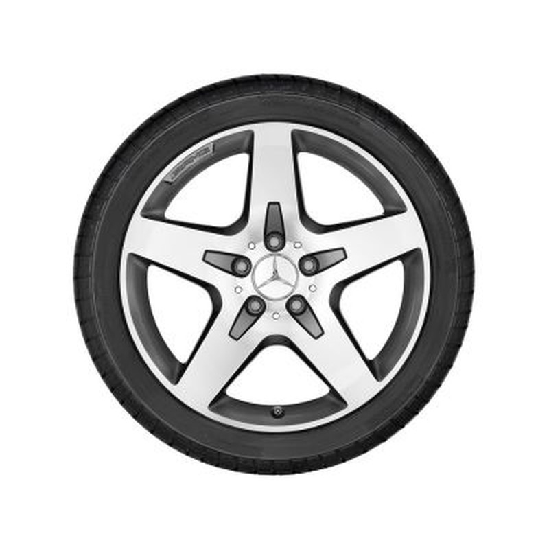Jante AMG Mercedes GLA W156 - 7 J x 18 pouces ET 46 - Finition naturel brillant - Gris titane