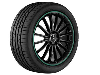 Jante AMG CLA W117 - 8 J x 19 pouces ET 48 - Rebord de jante vert