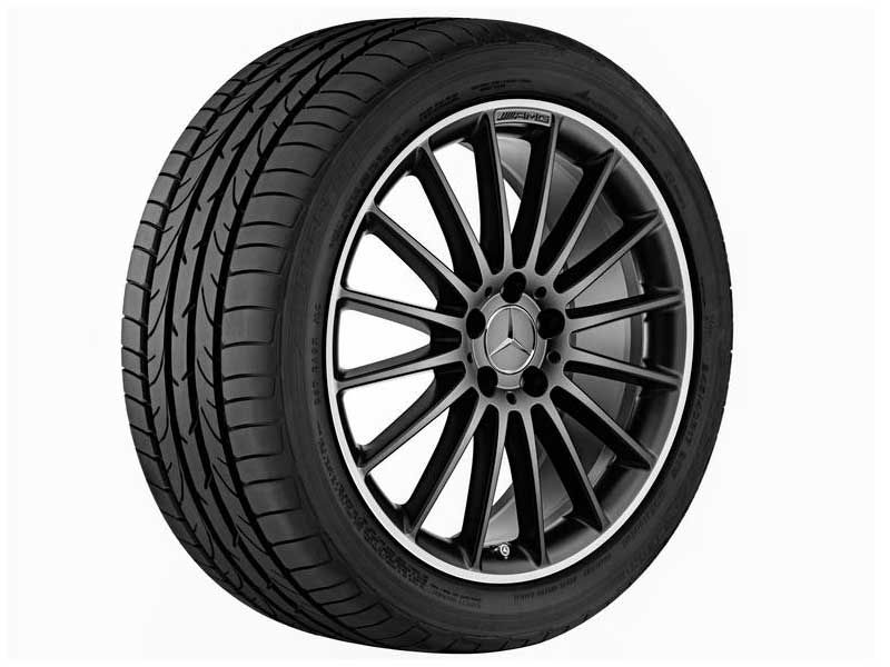 Jante AMG CLA W117 - 8 J x 19 pouces ET 48 - Coloris Noir mat - Rebord de jante brillant